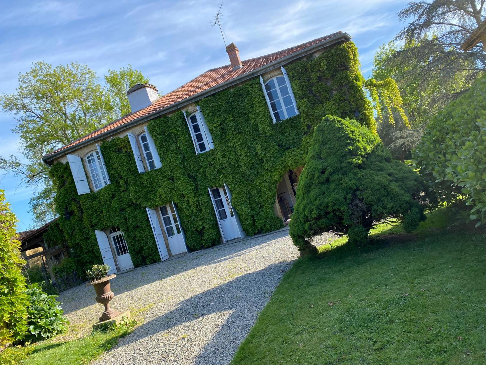 La Seigneurie De Tillac Екстер'єр фото